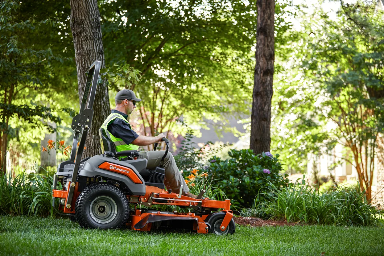 Professional lawn mowing